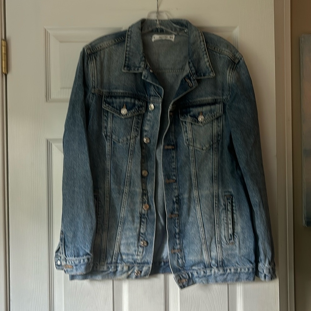 Mango women’s Jean jacket XS